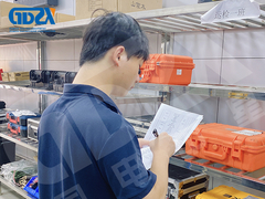 設備の整備と維持サービス